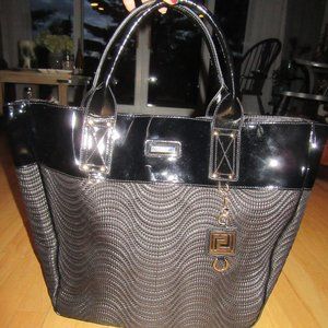 VERSACE PERFUME LARGE TOTE BAG/BLACK/PATENT TRIM/CLEAN!